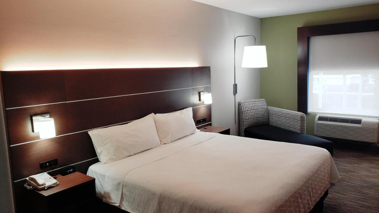 Holiday Inn Express Hotel And Suites Weslaco By Ihg Eksteriør billede