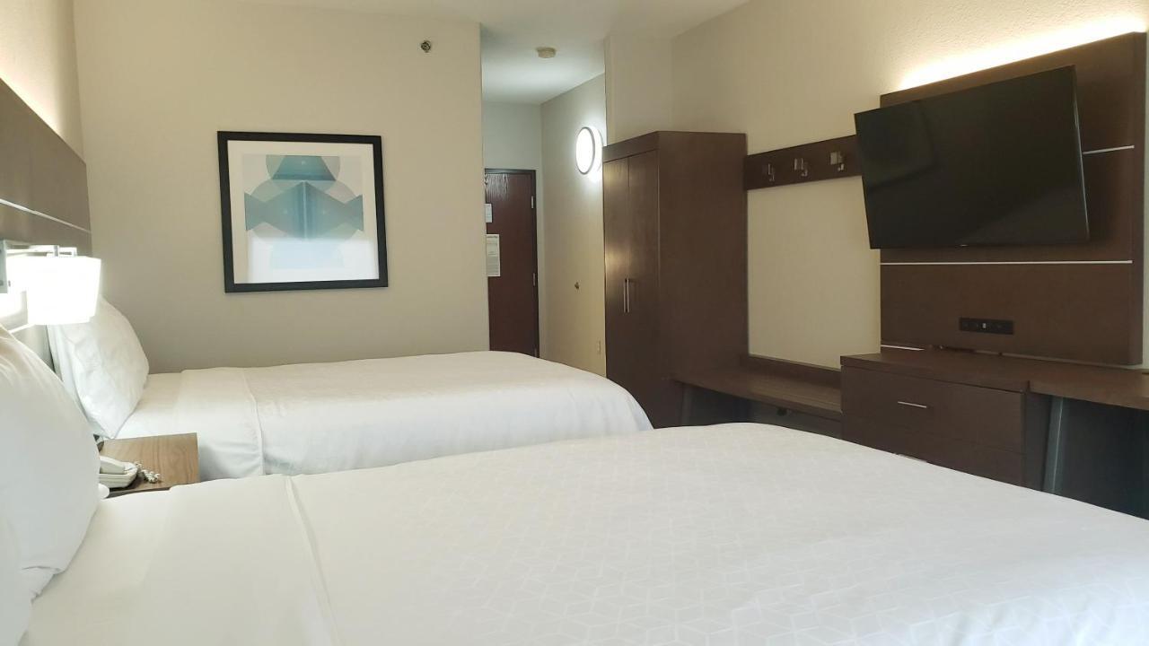 Holiday Inn Express Hotel And Suites Weslaco By Ihg Eksteriør billede
